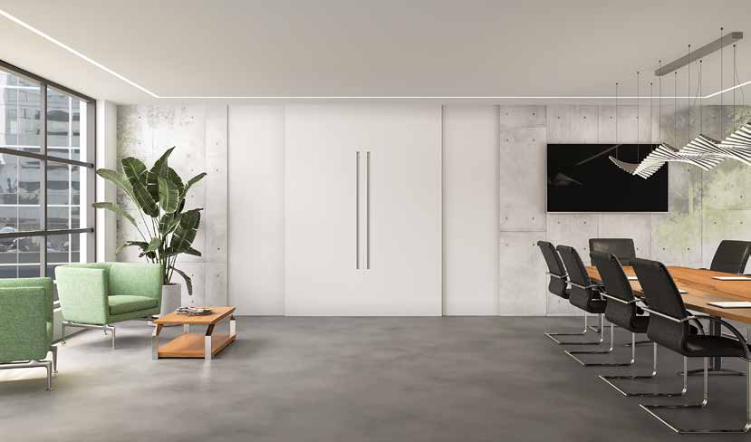 2 central fixed door panels + 2 sliding door panels — closed wall